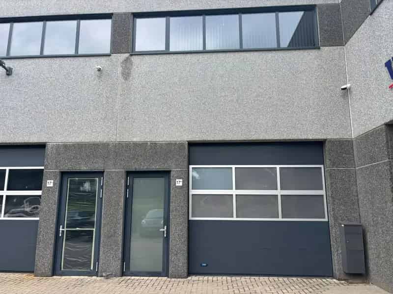 Bedrijfsunit te koop Wateringen 115m²