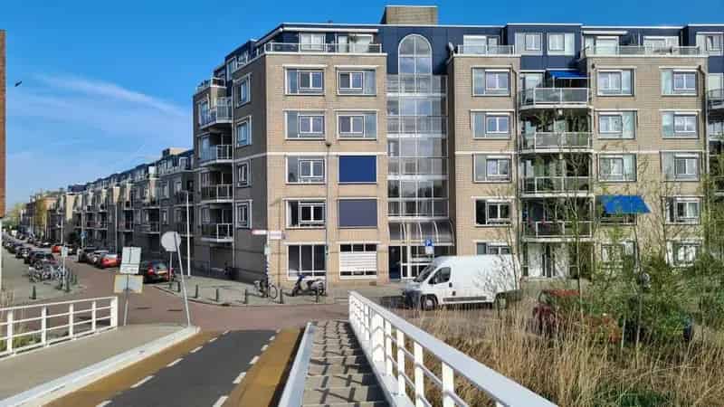 Modern 2 Slaapkamers Appartement Hillegersberg Gemeubileerd