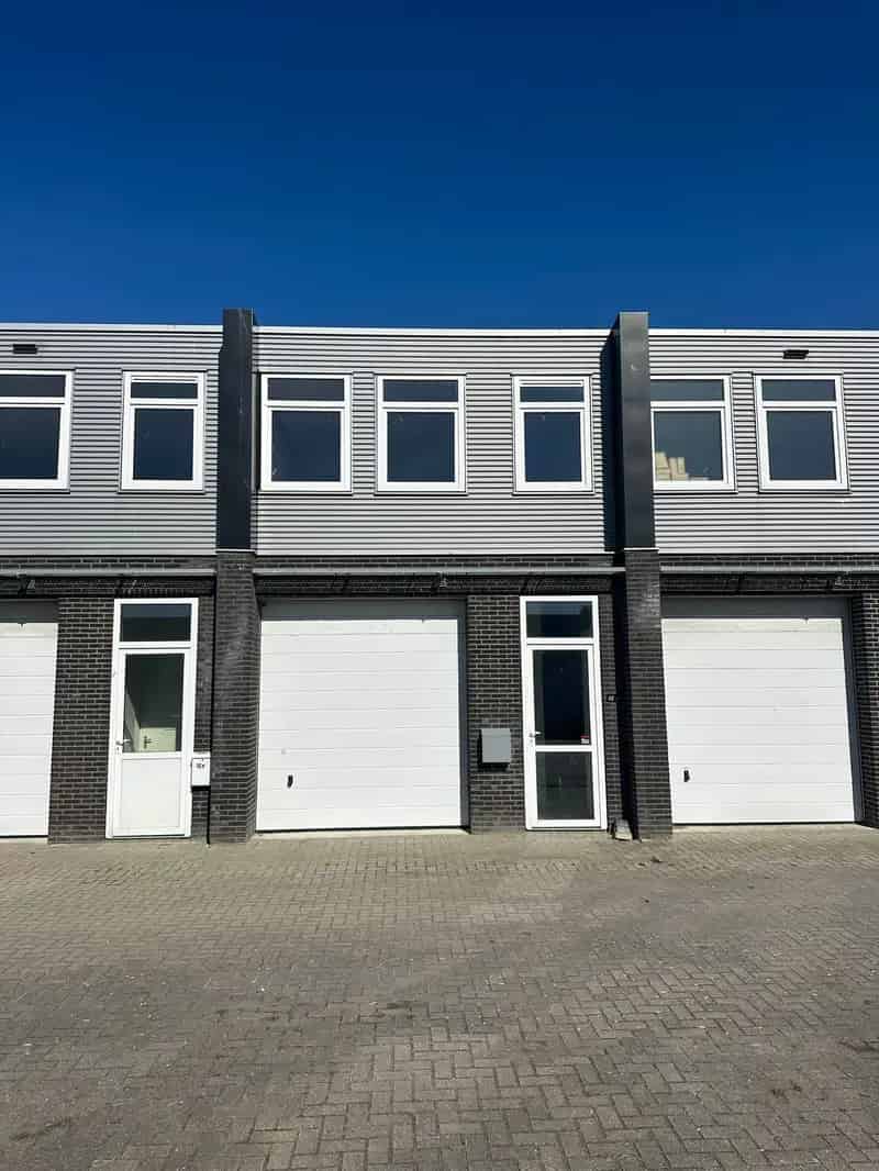 Bedrijfshal te koop Dronten 100m² A++