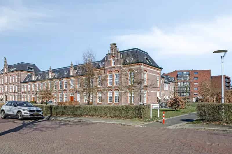 Penthouse te koop Nijmegen Limos: Luxe wonen in monumentale kazerne