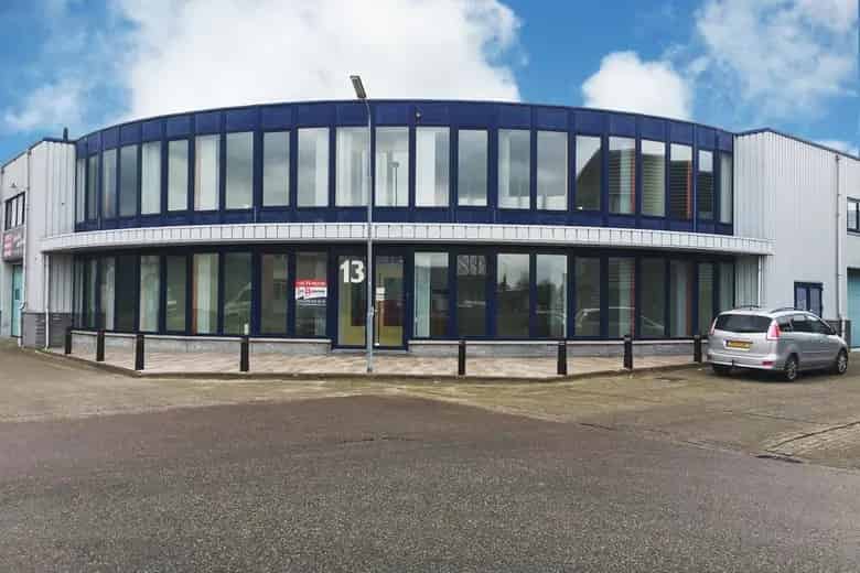 11-363 m2 Kantoorruimte te Huur in Wormer