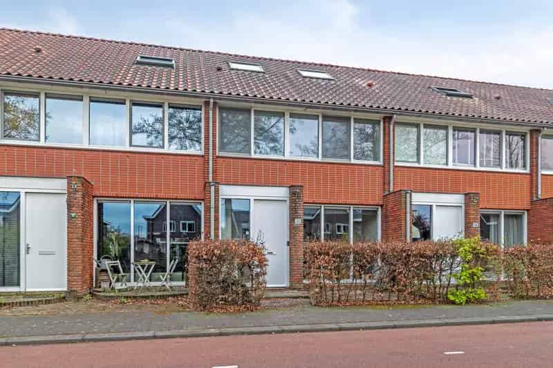 Huis te koop Rotterdam Jan Wilspad: 5 slaapkamers, 2 badkamers, zonnige tuin