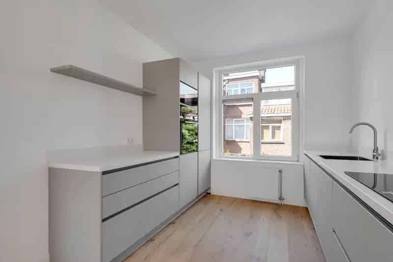 Gerenoveerd Dubbel Bovenhuis 4 Slaapkamers 119m2 Den Haag