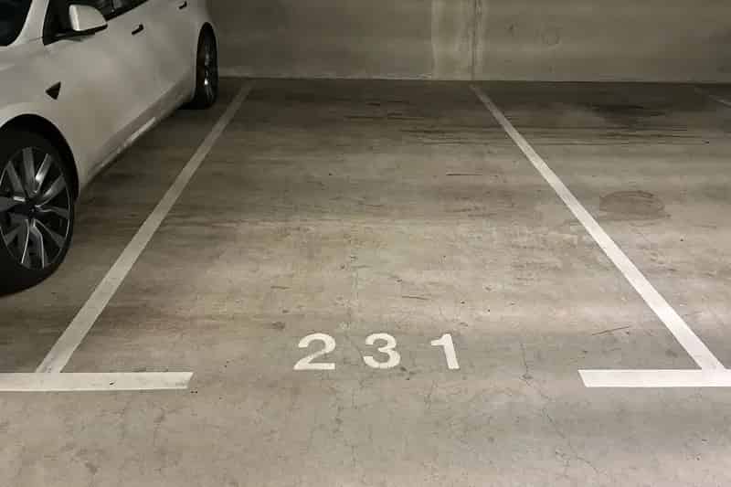 Parkeerplaats Rotterdam Wijnhavengebied De Waterstad Toren