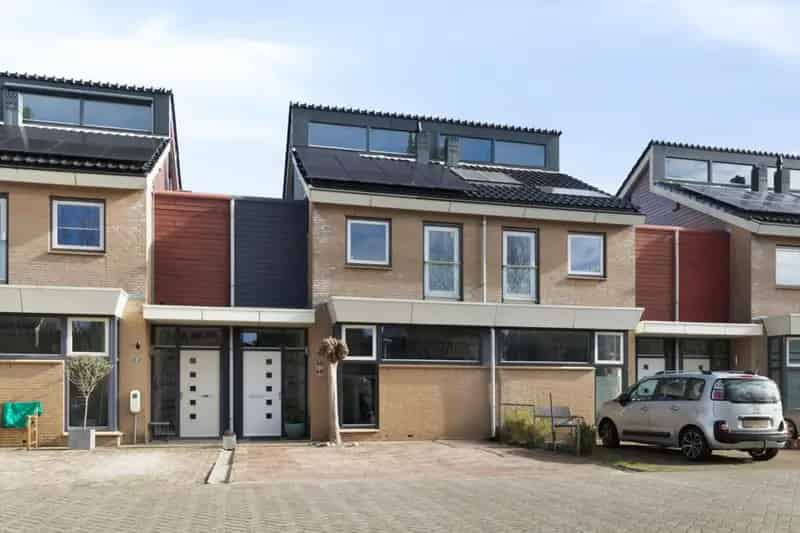 Royale 4 Slaapkamers Twee Onder Een Kapwoning Zoetermeer