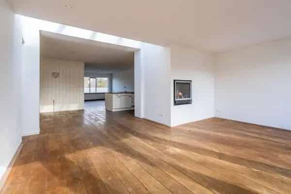 Ruime Hoekwoning Camminghaburen 4 slaapkamers Tuin
