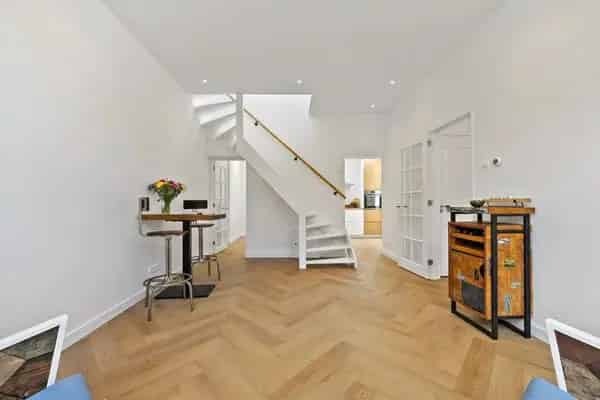 Gestoffeerd huis 2 slaapkamers Scheveningen nabij ICC