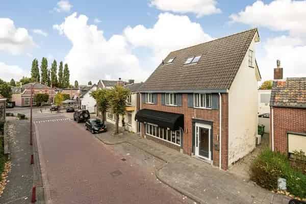 Luxe 4 Kamer Appartement Met Dakterras in Made