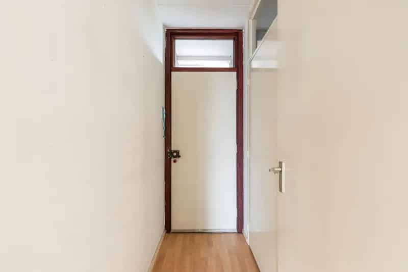 2 á 3 Kamer Appartement IJsselmonde Ruim Balkon Lift Parkeerplaats