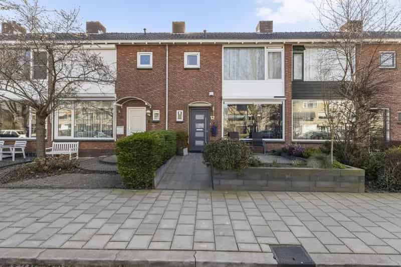 4 Slaapkamers Een gezinswoning Zwijndrecht