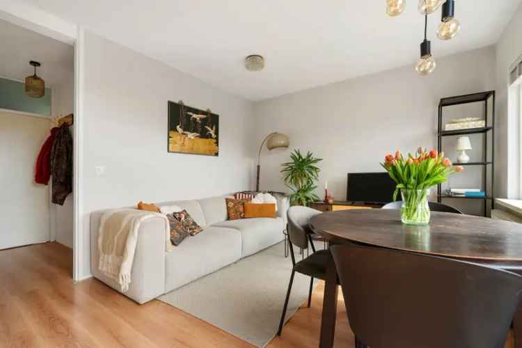 Amsterdam De Baarsjes 2-kamerappartement te koop