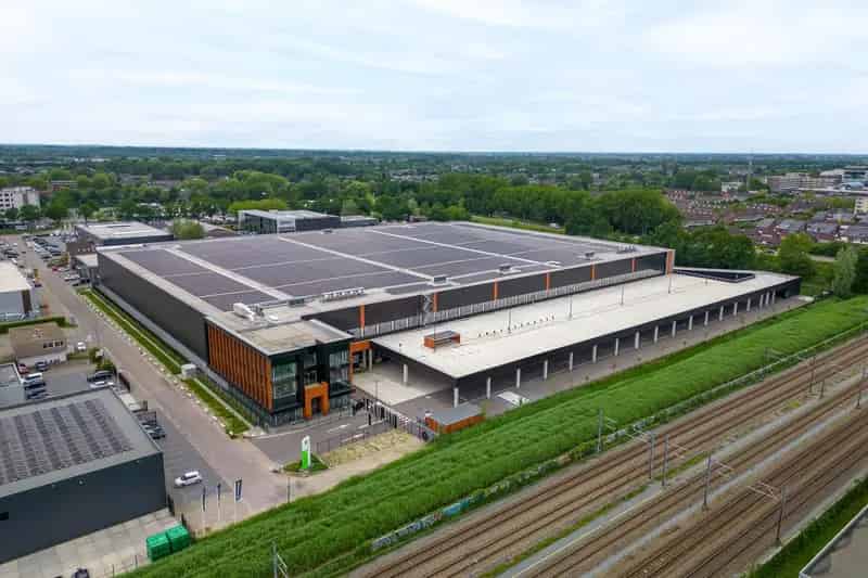Bedrijfshal te Huur Maarssen 25620m2  BREEAM Excellent
