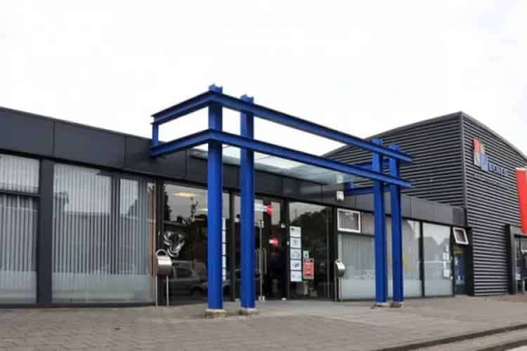 Kantoorruimte Vlissingen: Modern Pand 1600m²