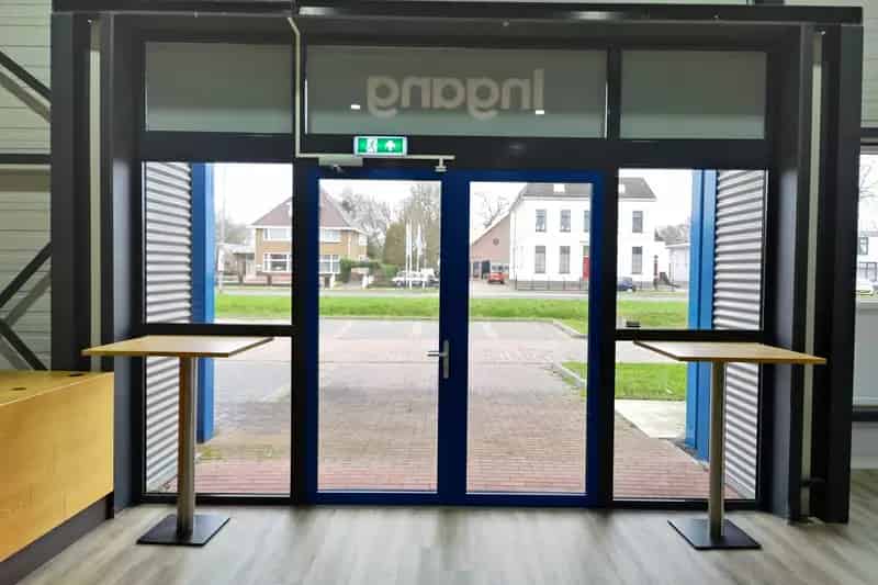 Bedrijfspand te Huur Dedemsvaart 480m2 Detailhandel Showroom