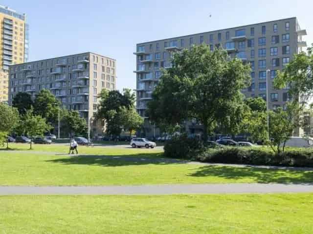 Luxe appartement Den Haag: Instapklaar met Stedelijk Uitzicht