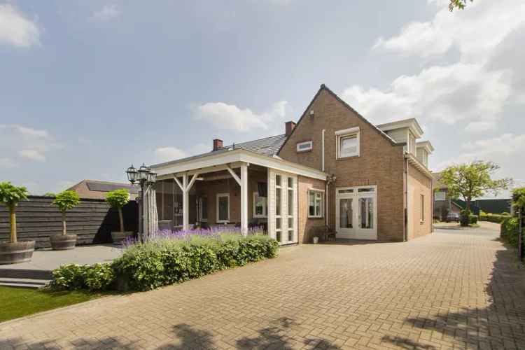 Eengezinswoning Te Koop in Sprang-Capelle, Noord-Brabant