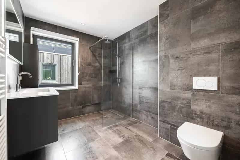 Huis te koop Lelystad Warande: Instapklaar 3 slaapkamers luxe keuken tuin