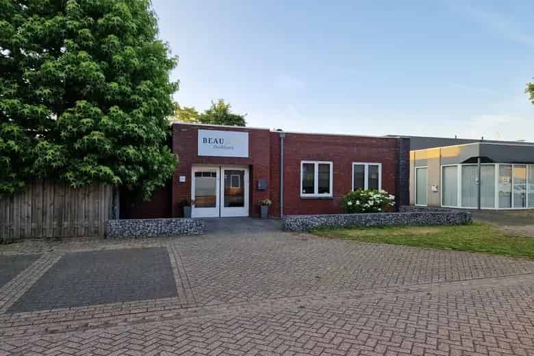 466 m2 Bedrijfsruimte te Huur Gemert