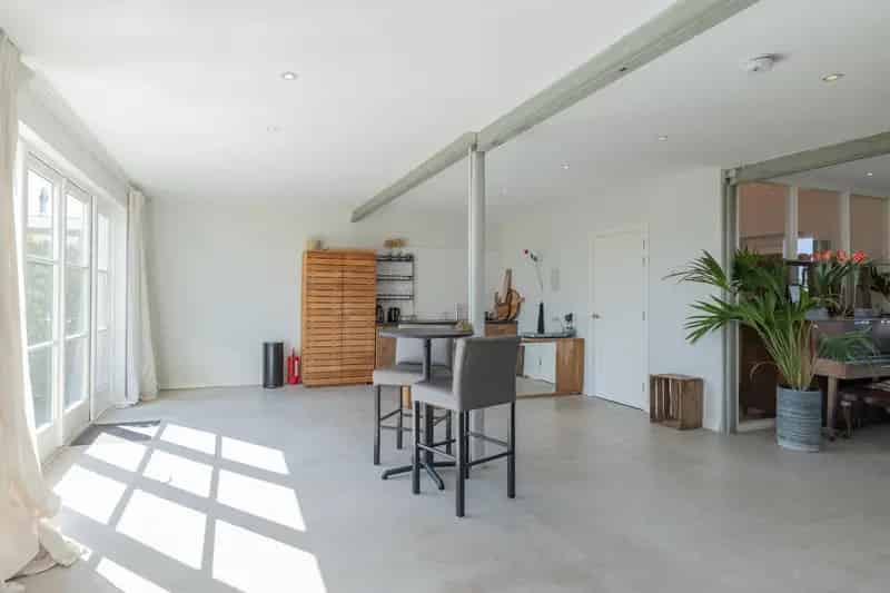 Vrijstaande Villa met Bollenschuur Hillegom