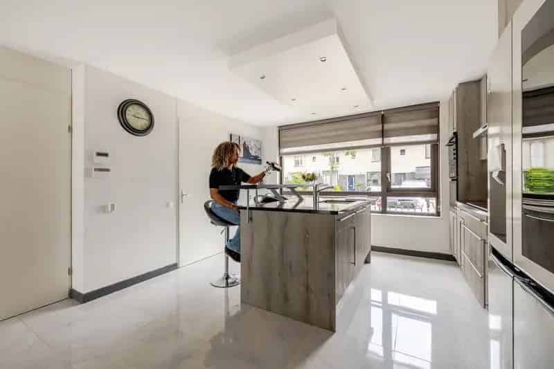 Ruim huis met 5 slaapkamers nabij station Purmerend
