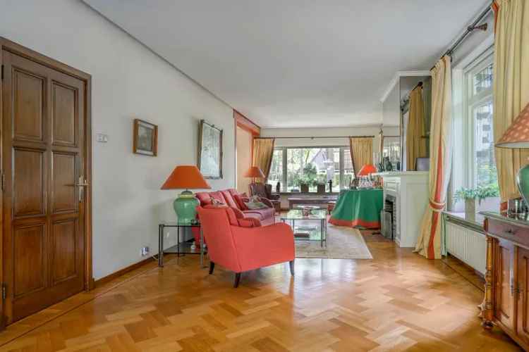 Villa te koop Lyceumkwartier Zeist 5 slaapkamers grote tuin