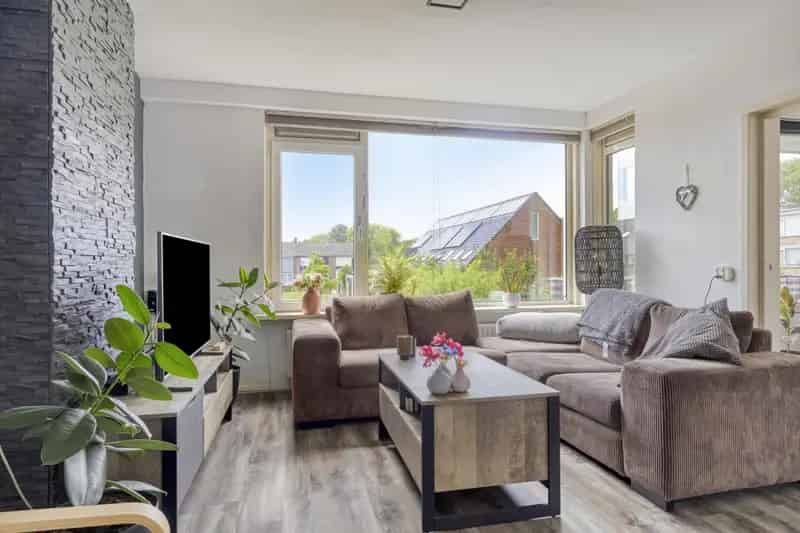 3 Kamer Appartement Spijkenisse Balkon Zuidwesten