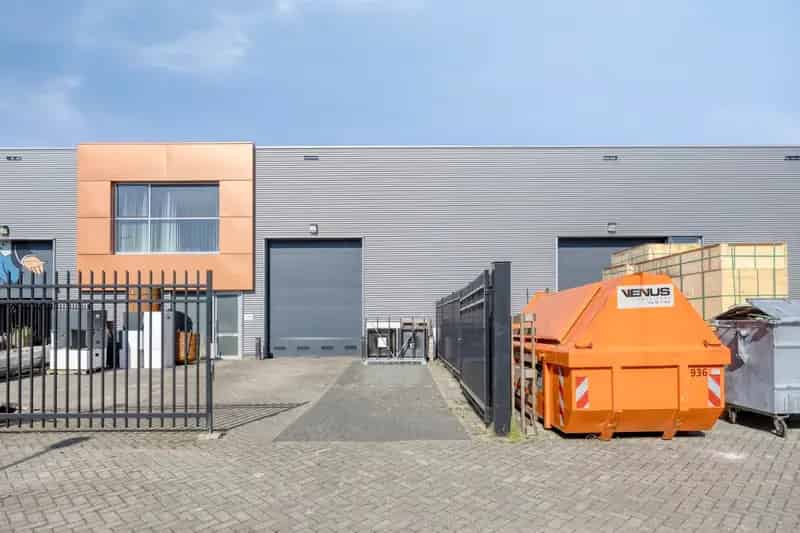 Bedrijfshal Dordrecht | Zoek bedrijfshallen te koop: Zirkoon 236 3316 KD Dordrecht 