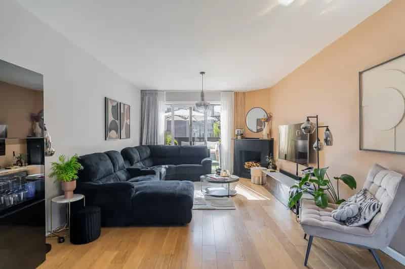 5 Slaapkamers Loosduinen Ruim Balkon Dakterras Instapklaar