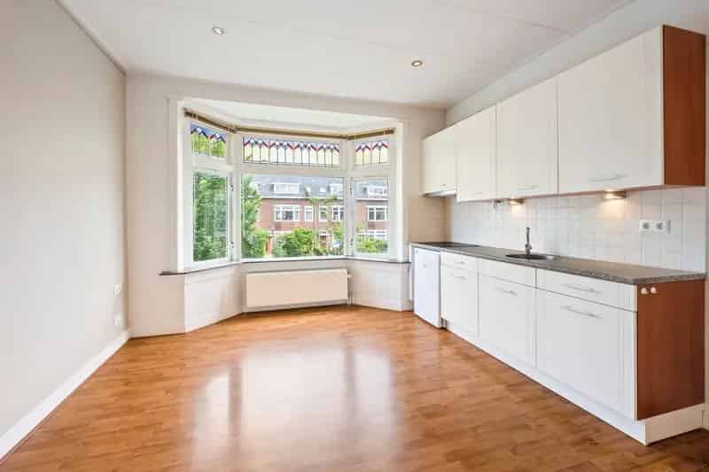 Ruime Bovenwoning Haarlem 153m2 Jaren 30 Details Mogelijkheid Splitsing