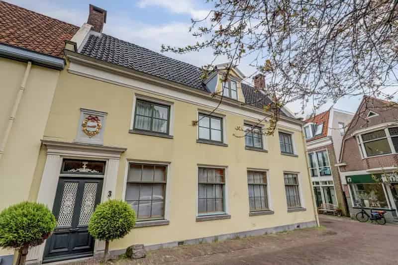 Rijksmonument Zaandam: Huis met Atelier en Garage