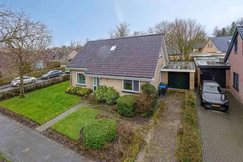 Semibungalow Kollum Verduurzaamd 2023 Twee Badkamers Garage
