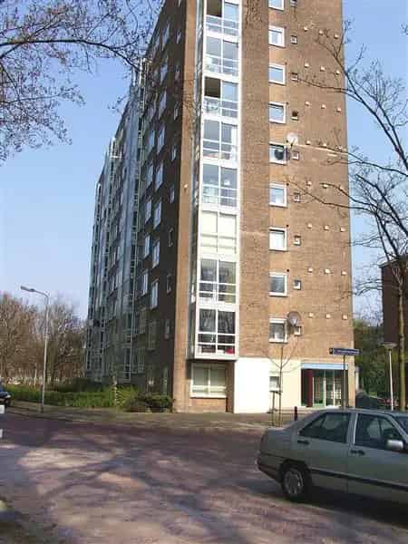 4-kamer appartement te huur 6e verdieping met balkon