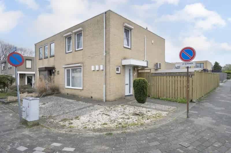Ruime gezinswoning te koop in Limbrichterveld
