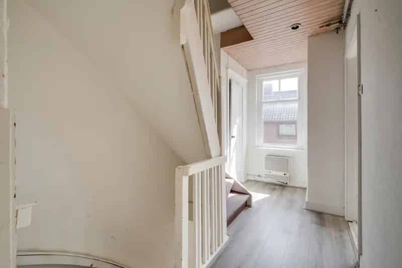 Royale Bovenwoning Elinkwijk 82m2 3 Slaapkamers Balkon