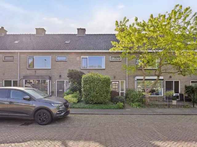 Royale Tussenwoning Leiderdorp 4 slaapkamers Tuin