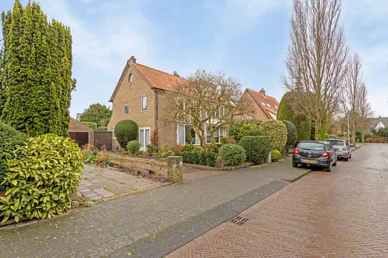 Huis te koop: van Ittersumlaan 11 2121 BP Bennebroek 