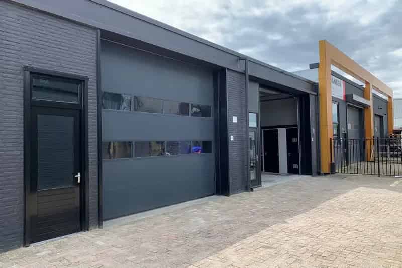 Bedrijfshal te Huur Vlijmen 100m²