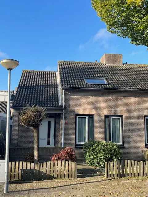 Huis Te Huur in 10, Beukenlaan, Vinkel, Noord-Brabant