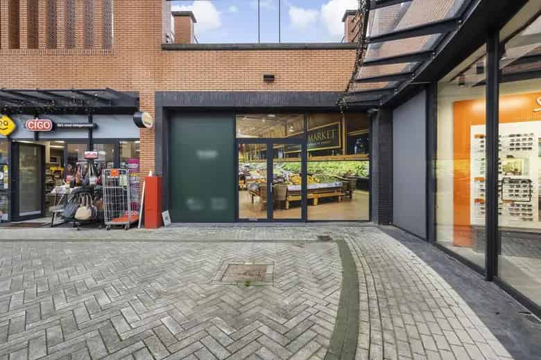260 m2 Winkelruimte te Huur Hendrik Ido Ambacht