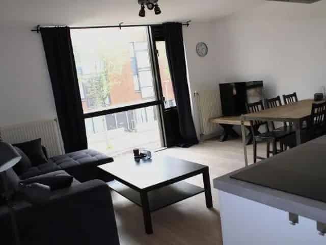 Ruime gezinswoning te huur in Hoofddorp 5 slaapkamers 3 badkamers
