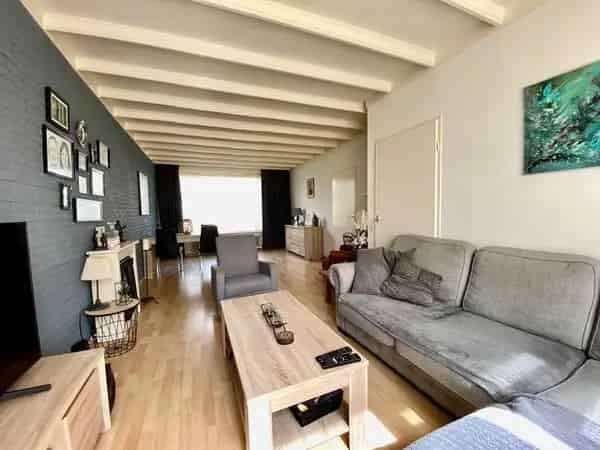 Ruime Tussenwoning 3 Slaapkamers Pey-Echt