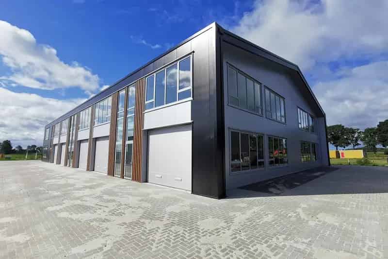 Bedrijfshal Den Ham: Moderne Units te Koop of te Huur