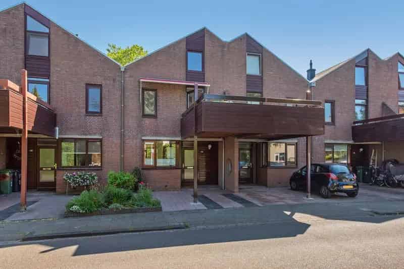 5-kamer Eengezinswoning te Schouwenbuurt De Leyens