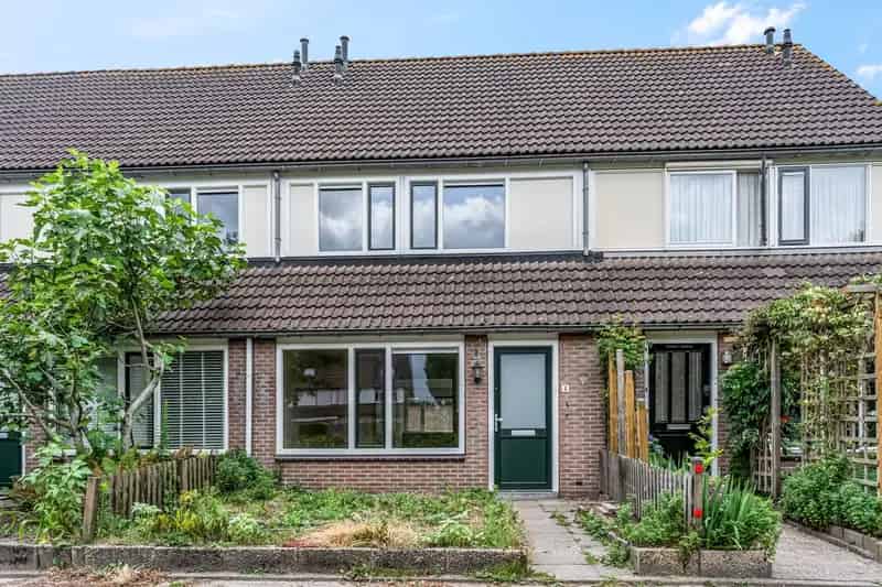 Huis te koop Ede: Middenwoning met 3 slaapkamers en mogelijkheden