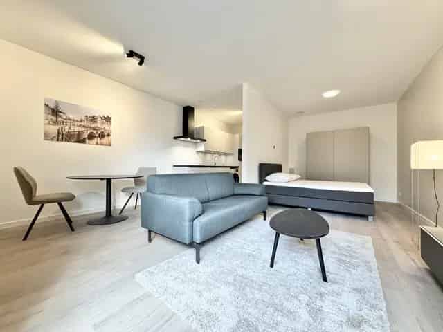 Studio Amsterdam Sloterdijk 51m2 te huur