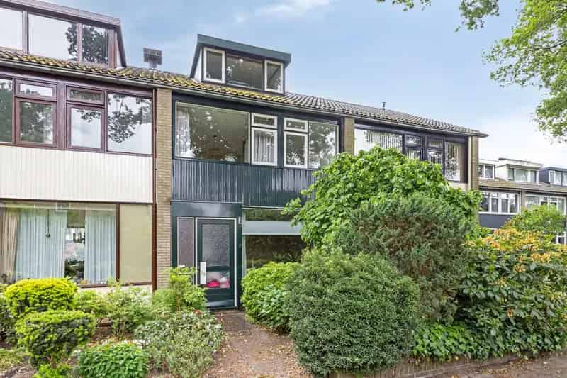 5 Slaapkamers Huis Te Koop Apeldoorn Ruime Carport Moderne Keuken