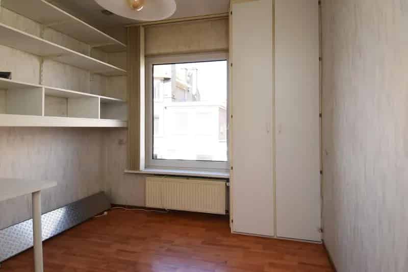 Appartement te koop Den Haag Miquelstraat 5 kamers kluswoning