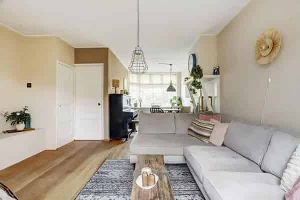 Tussenwoning Huizum 2 slaapkamers moderne keuken tuin