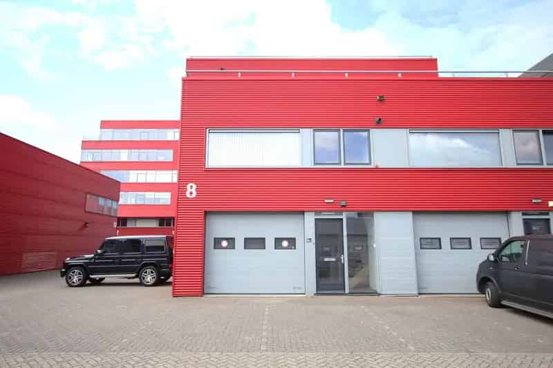 Bedrijfshal Haarlem 134m2 te huur Waarderpolder