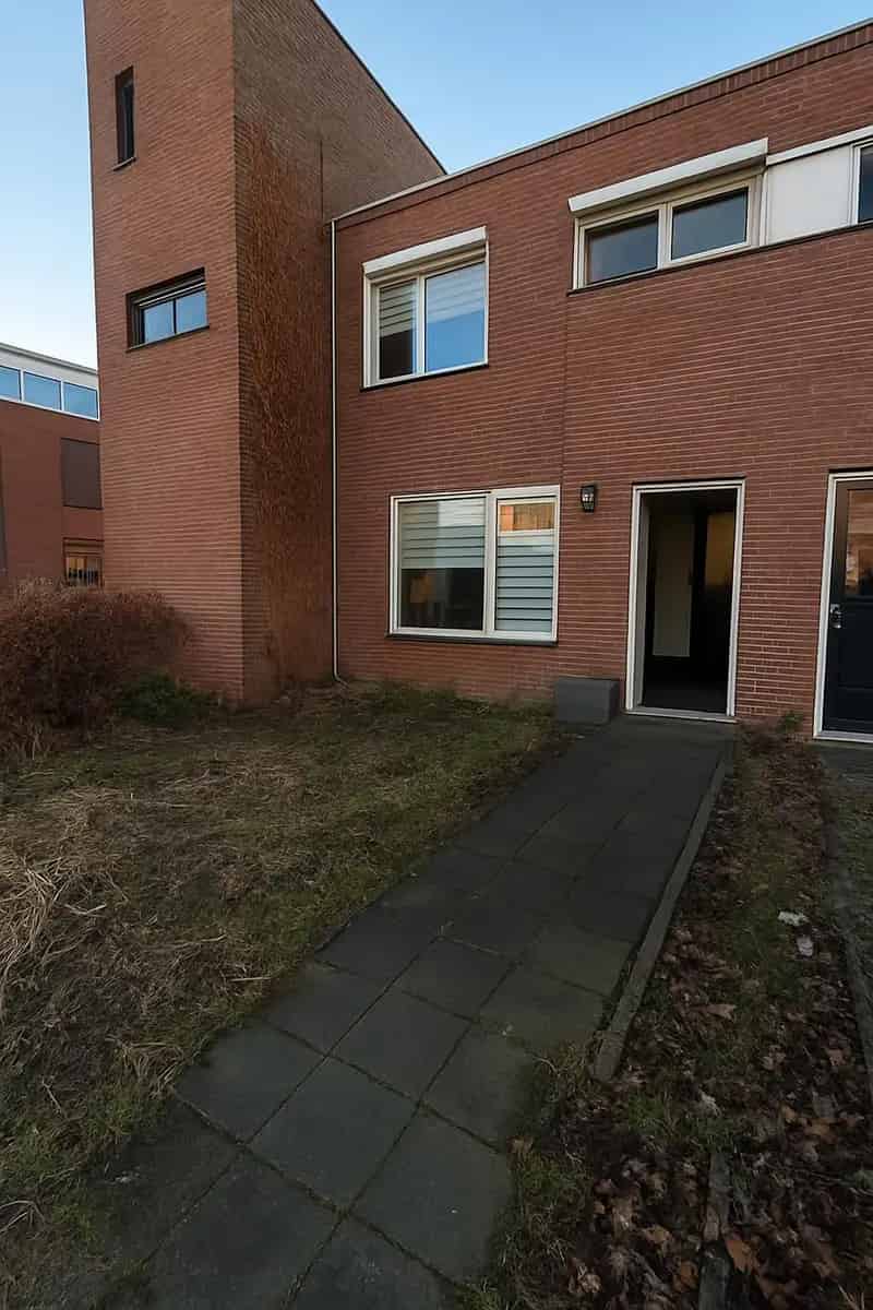 Belegging Tilburg | Zoek beleggingen te koop: Naardenstraat 9 5045 MJ Tilburg 